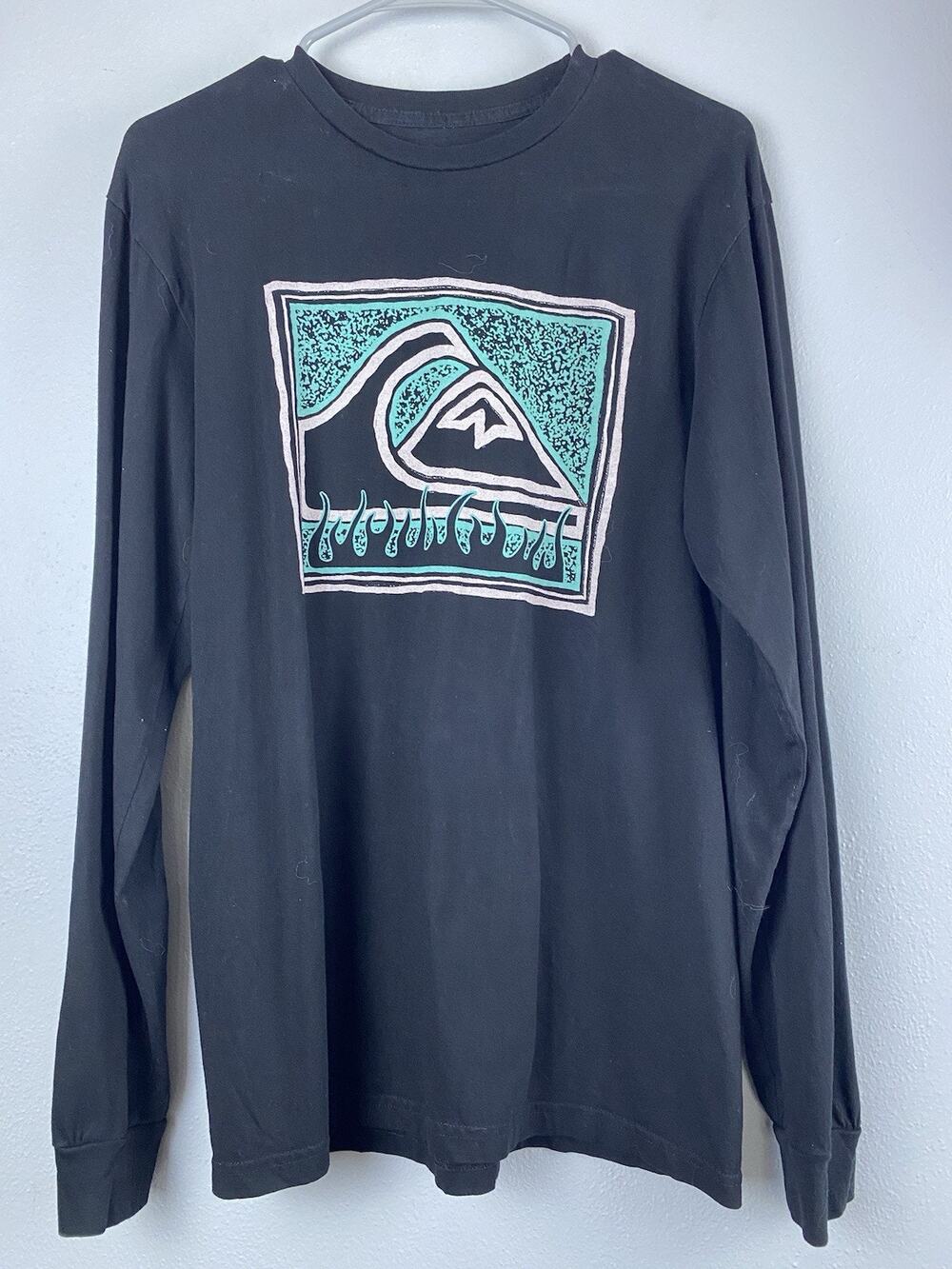 Quicksilver Sz M Front Graphic LS Black T Shirt Surf Beach Casual